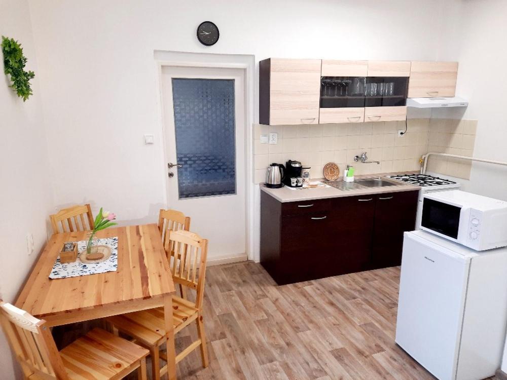 Apartman Anezka ズノイモ エクステリア 写真